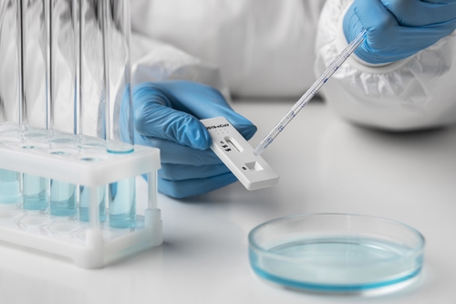 Neueste Unternehmensnachrichten über Nutzen und Nachteile zu Hause des Tests des Antigen-COVID-19
